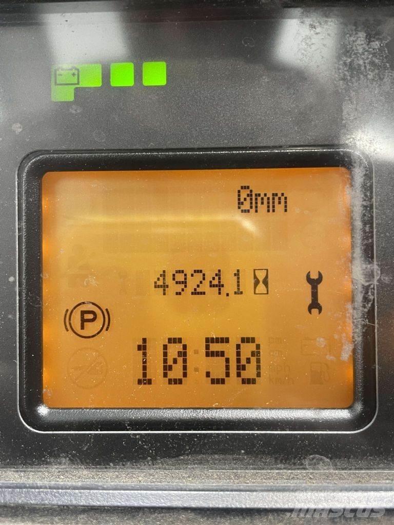 Linde R16-01-1120 Viljuškari sa pomičnim stupom
