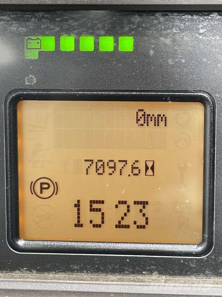 Linde R16-1120 Viljuškari sa pomičnim stupom