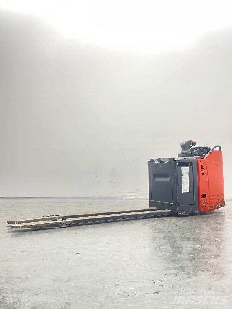 Linde T25SP-131 Nisko podizni električni viljuškar
