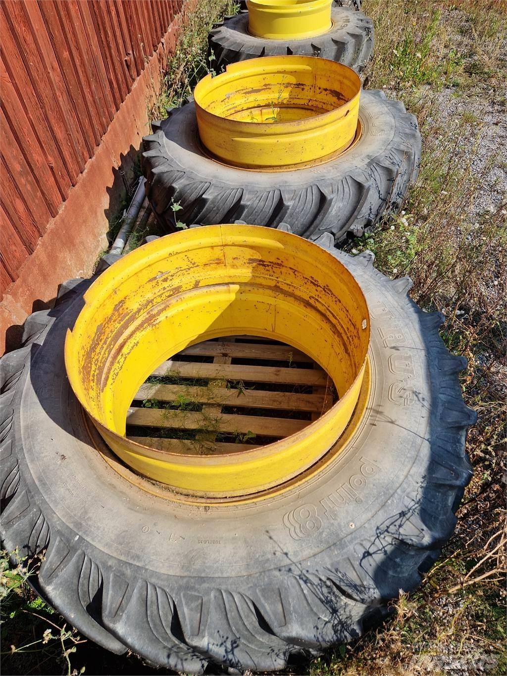  650/65x42, 540/65x30 Gume, točkovi i felne