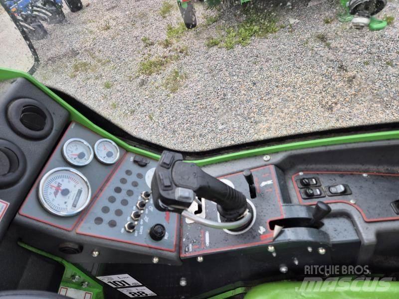 Avant 528 Skid steer mini utovarivači