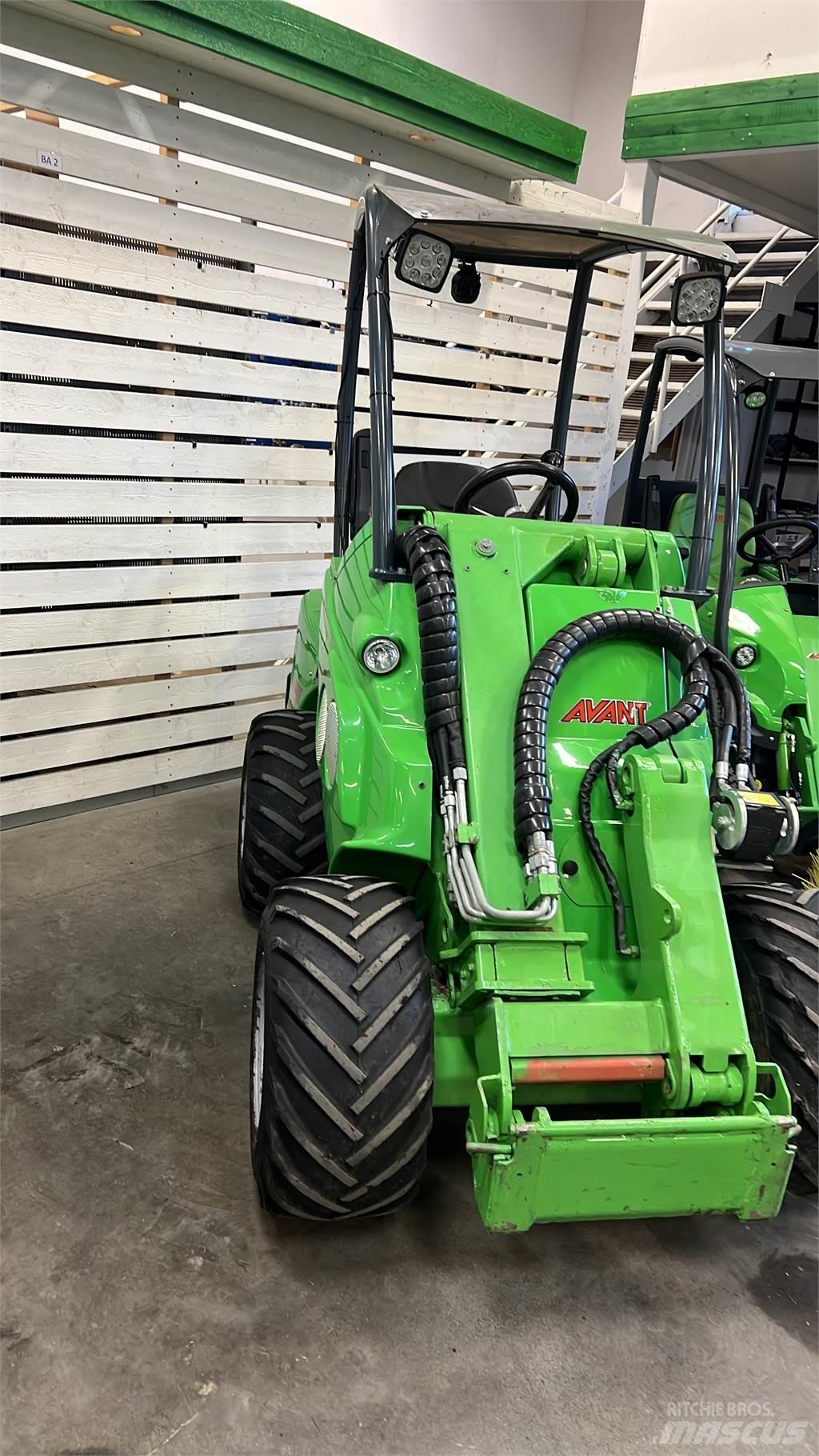 Avant 630 Beg Skid steer mini utovarivači