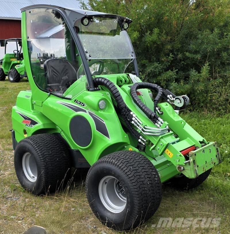 Avant 635i med L-hytt Skid steer mini utovarivači