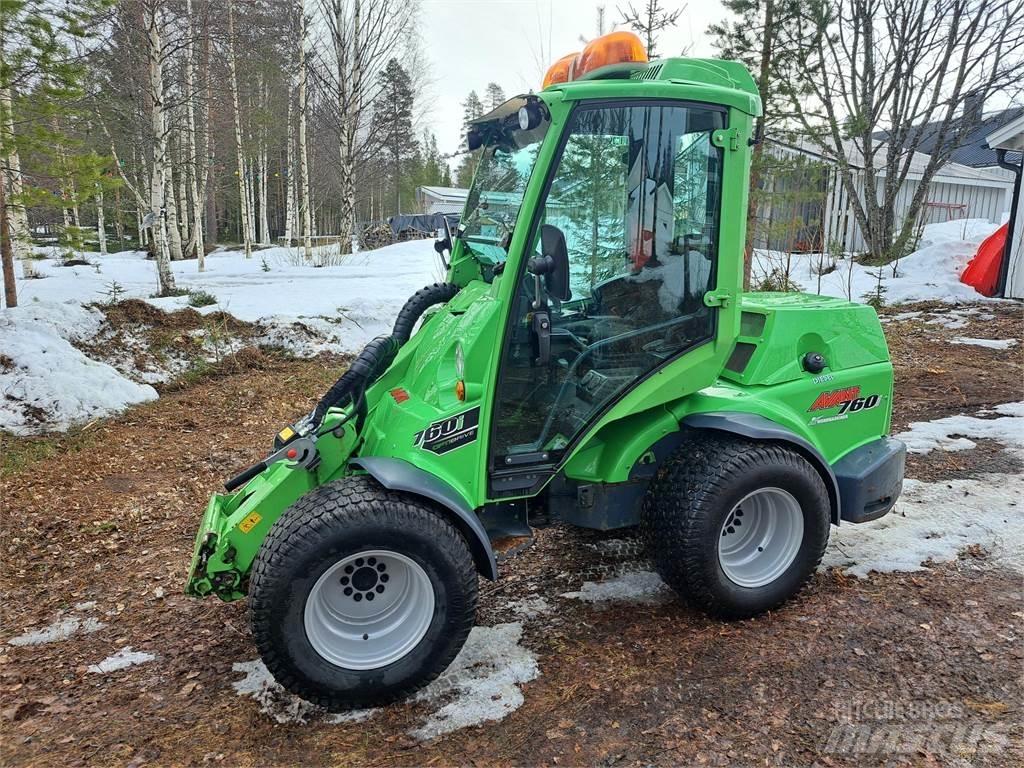 Avant 760i Skid steer mini utovarivači