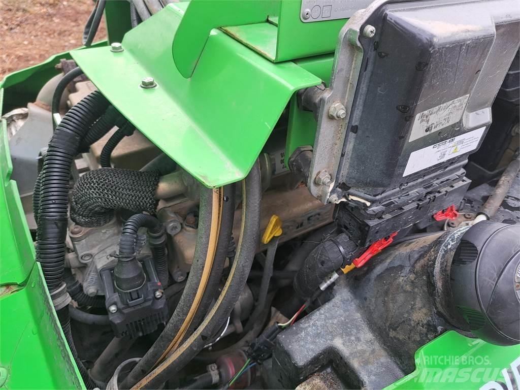Avant 760i Skid steer mini utovarivači