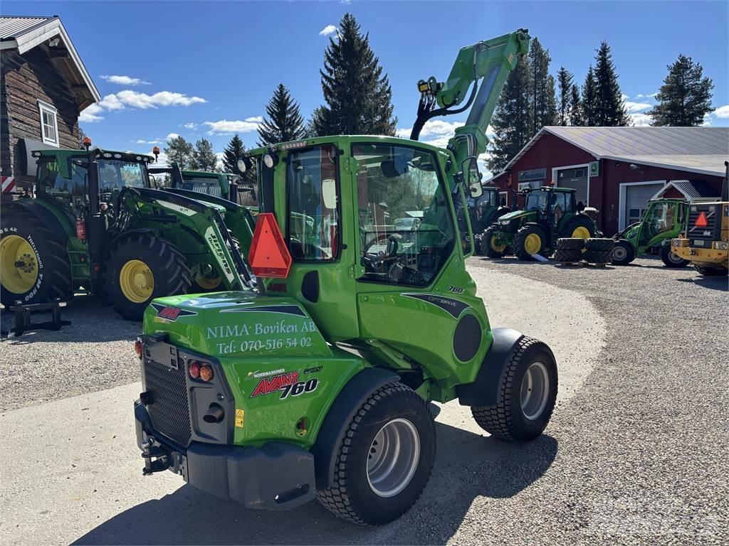 Avant 760i Skid steer mini utovarivači