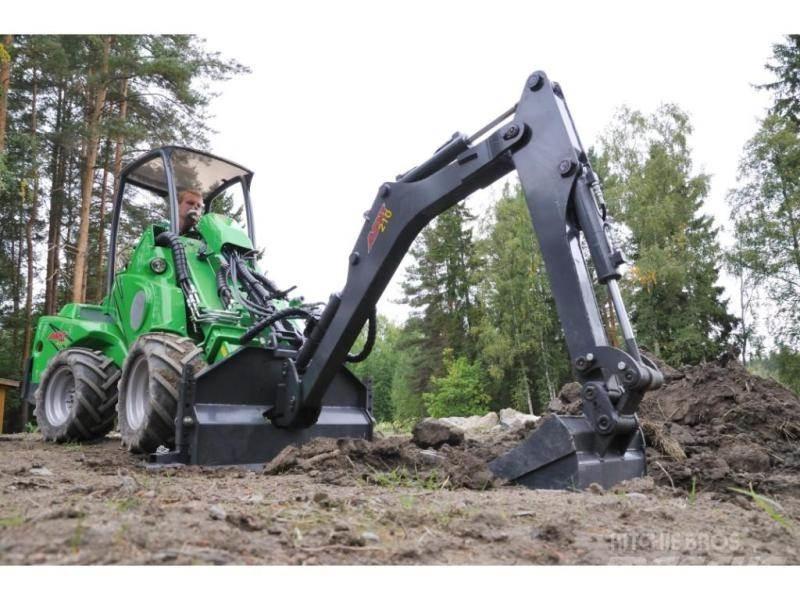 Avant Grävaggregat 210 Skid steer mini utovarivači