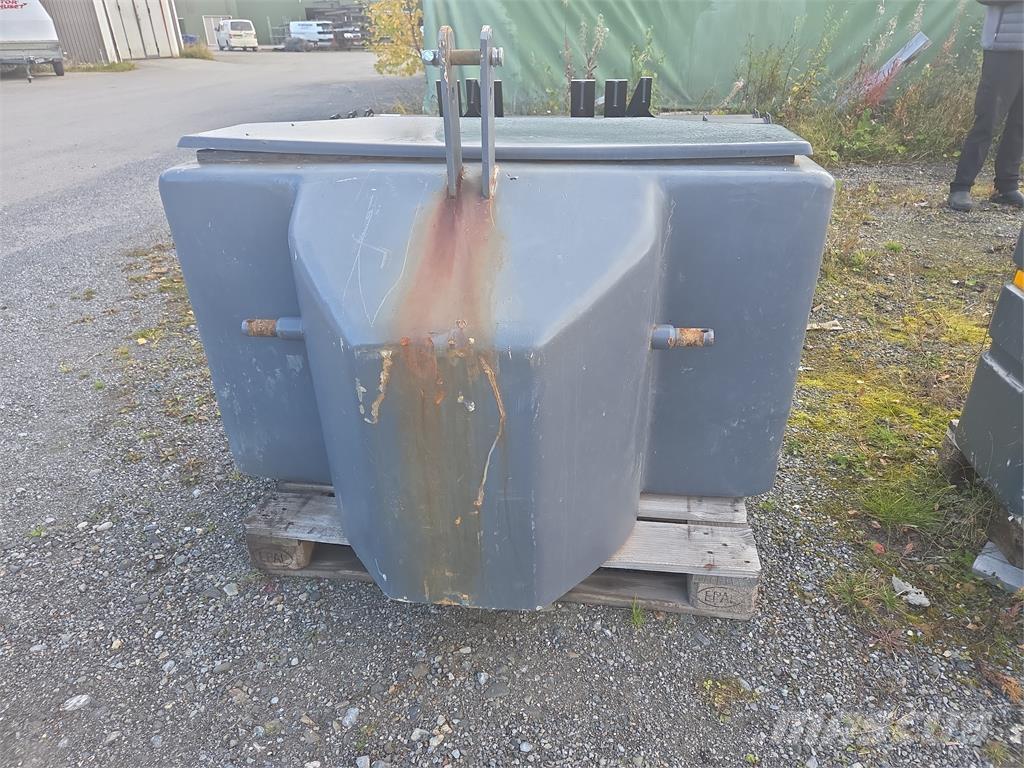  B 1800kg Grey Ostala dodatna oprema za traktore