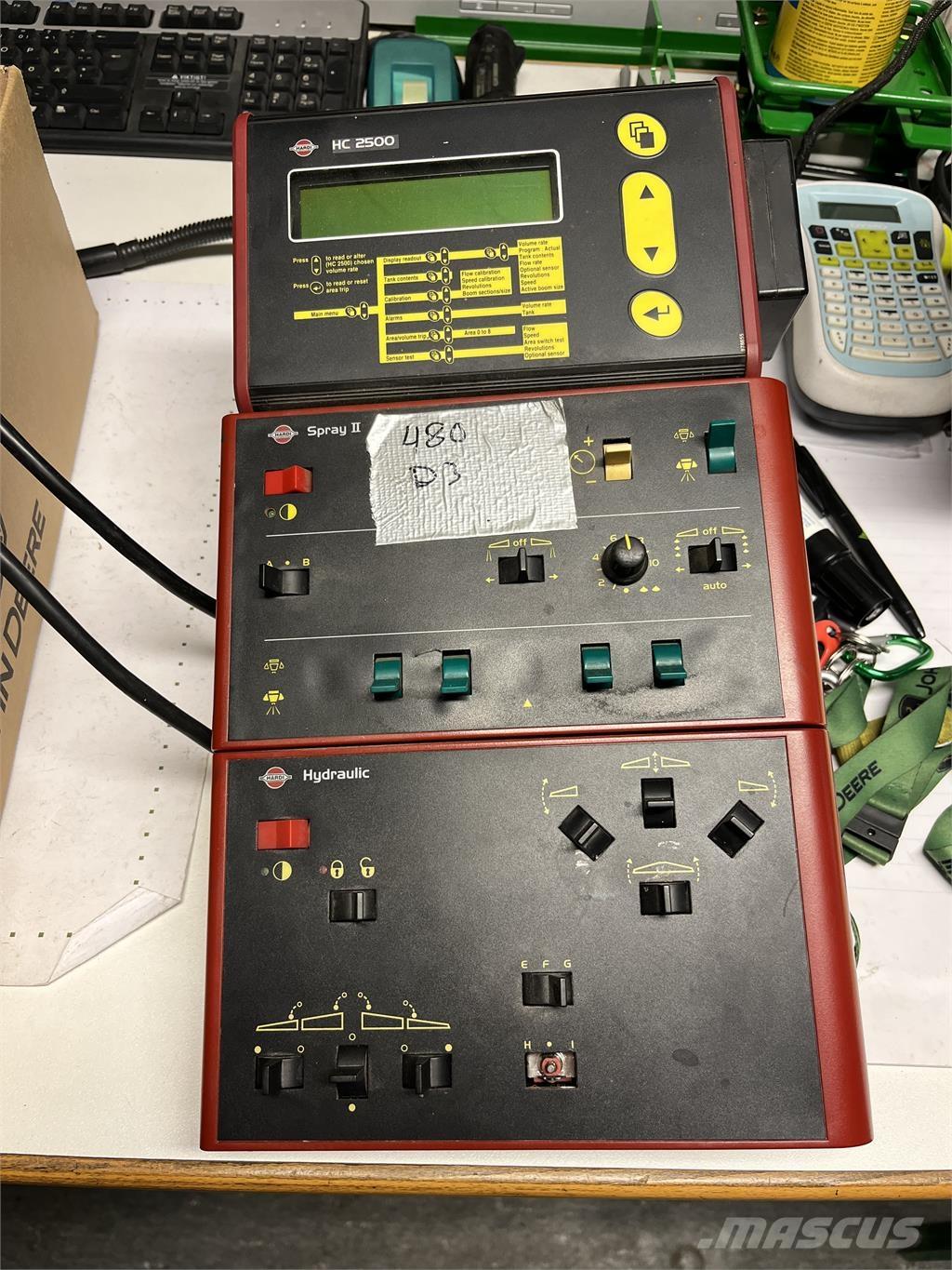Hardi Navigator 3000 Vučene prskalice