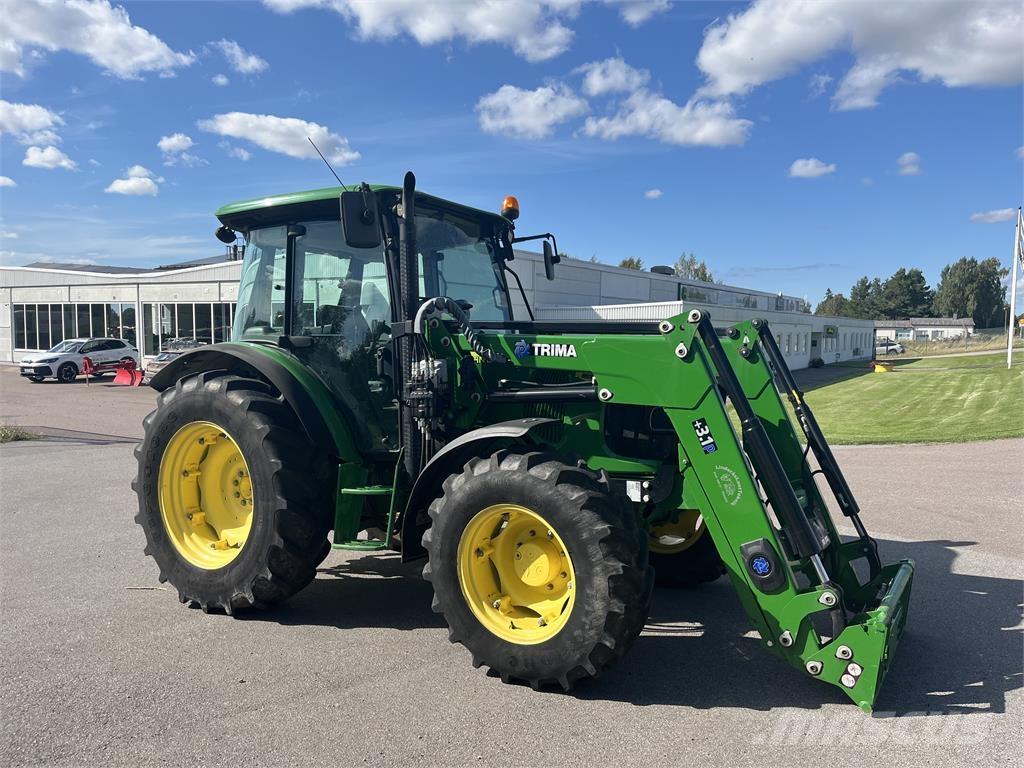 John Deere 5620 Traktori