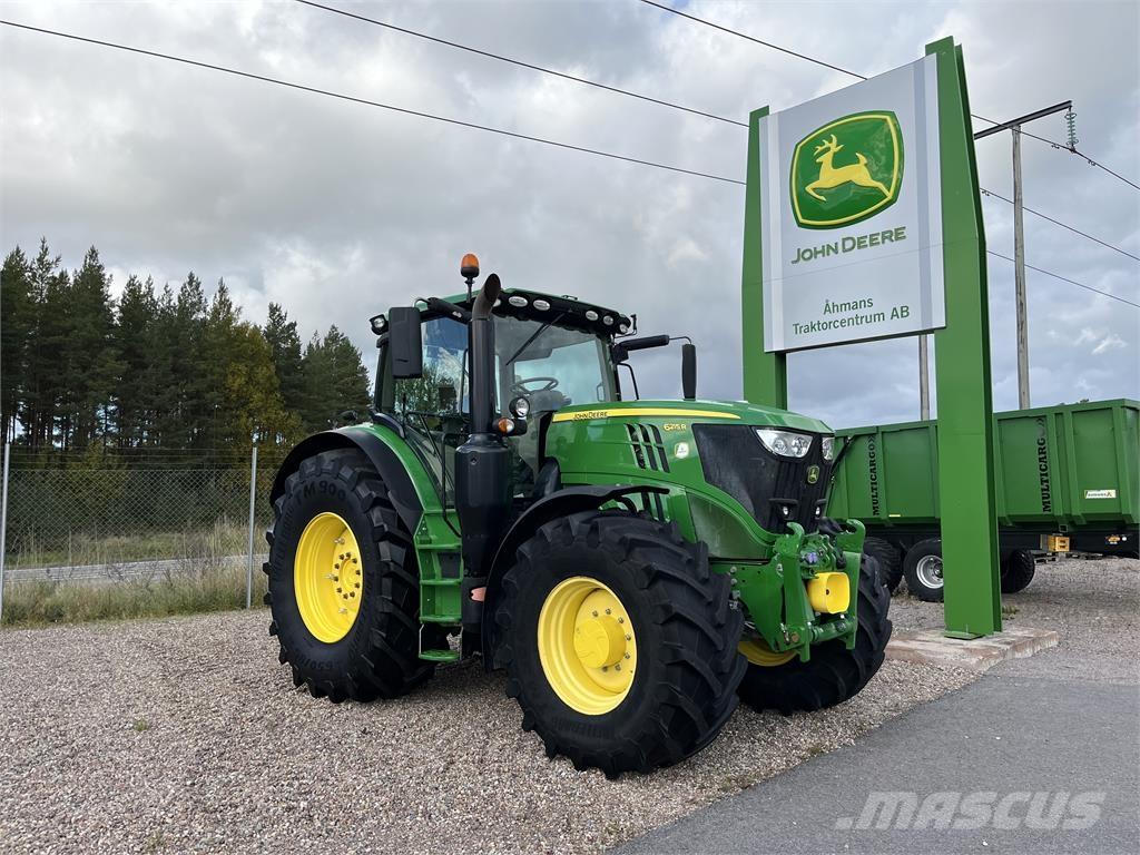 John Deere 6215R Traktori