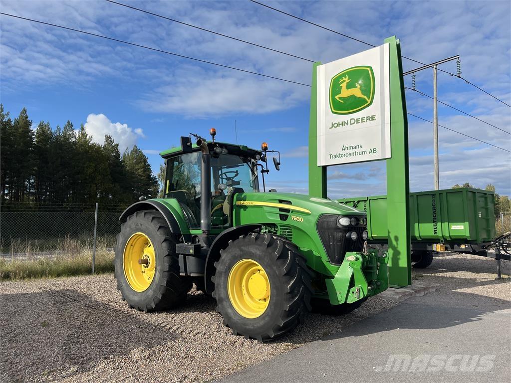 John Deere 7930 Traktori