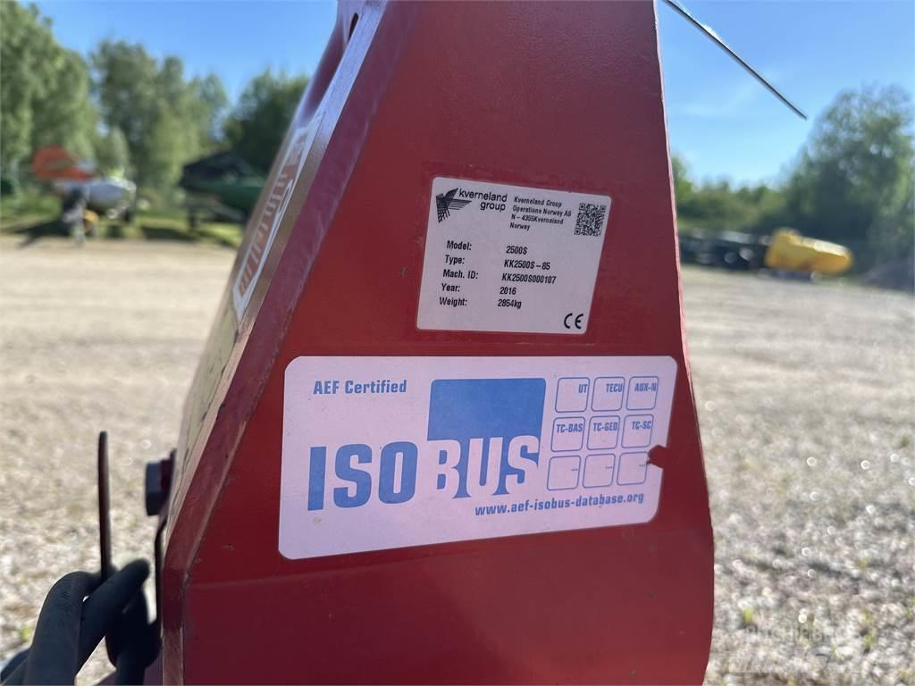Kverneland 2500S-6 Plugovi obrtači