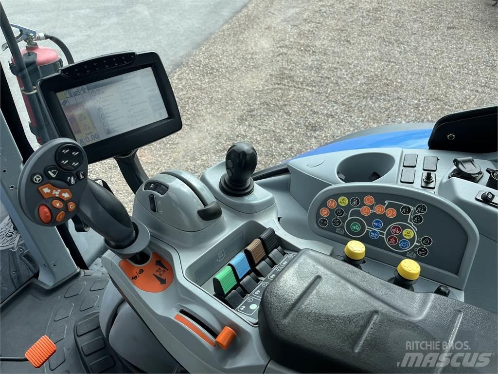 New Holland T7.270 Traktori
