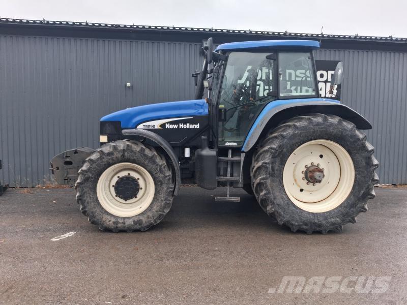 New Holland TM 190 Traktori