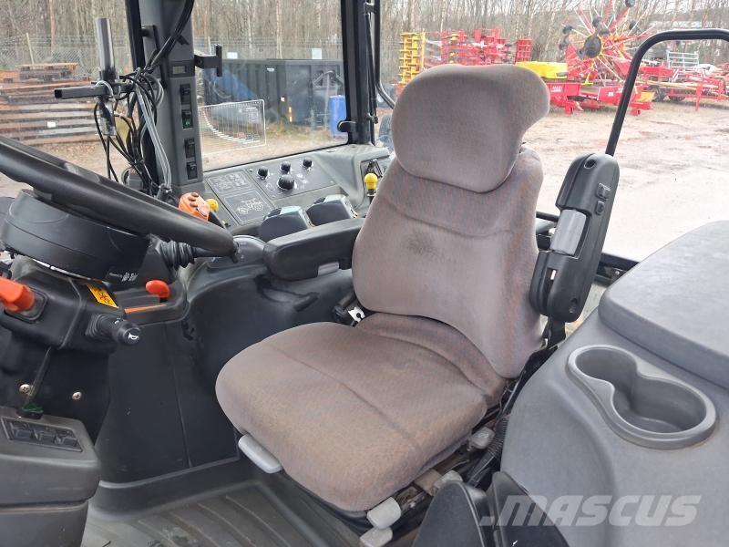 New Holland TM 190 Traktori
