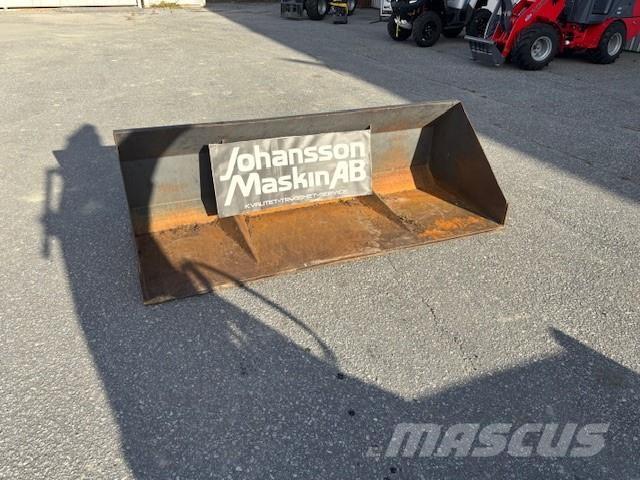  SNÖSKOPA 200 ÅLÖ TYP3 Ostala dodatna oprema za traktore