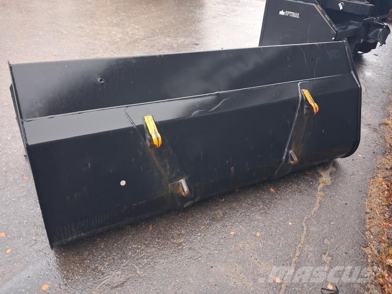  SNÖSKOPA ÅLÖ 220 EURO Ostala dodatna oprema za traktore