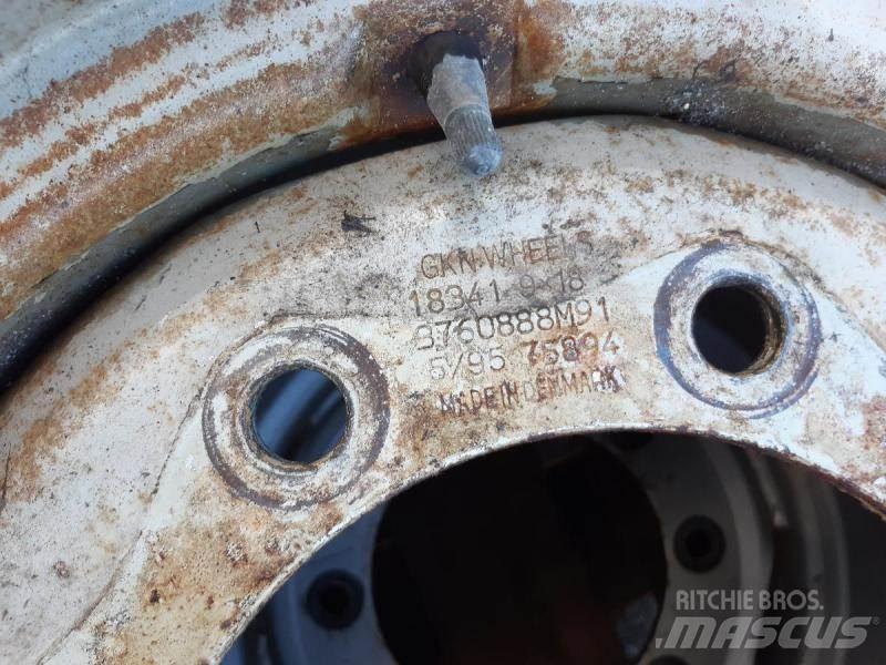  TRAKTOR HJUL 10,5/80-18 Gume, točkovi i felne
