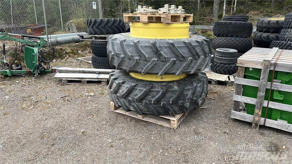 Trelleborg 520/85R42 Gume, točkovi i felne