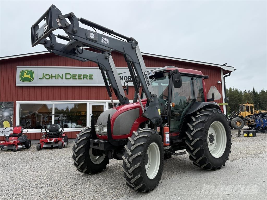 Valtra A75 Traktori