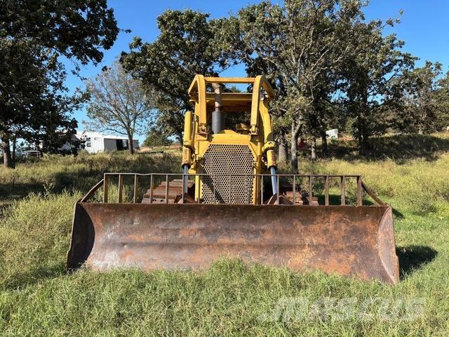 CAT D6D Buldožeri guseničari