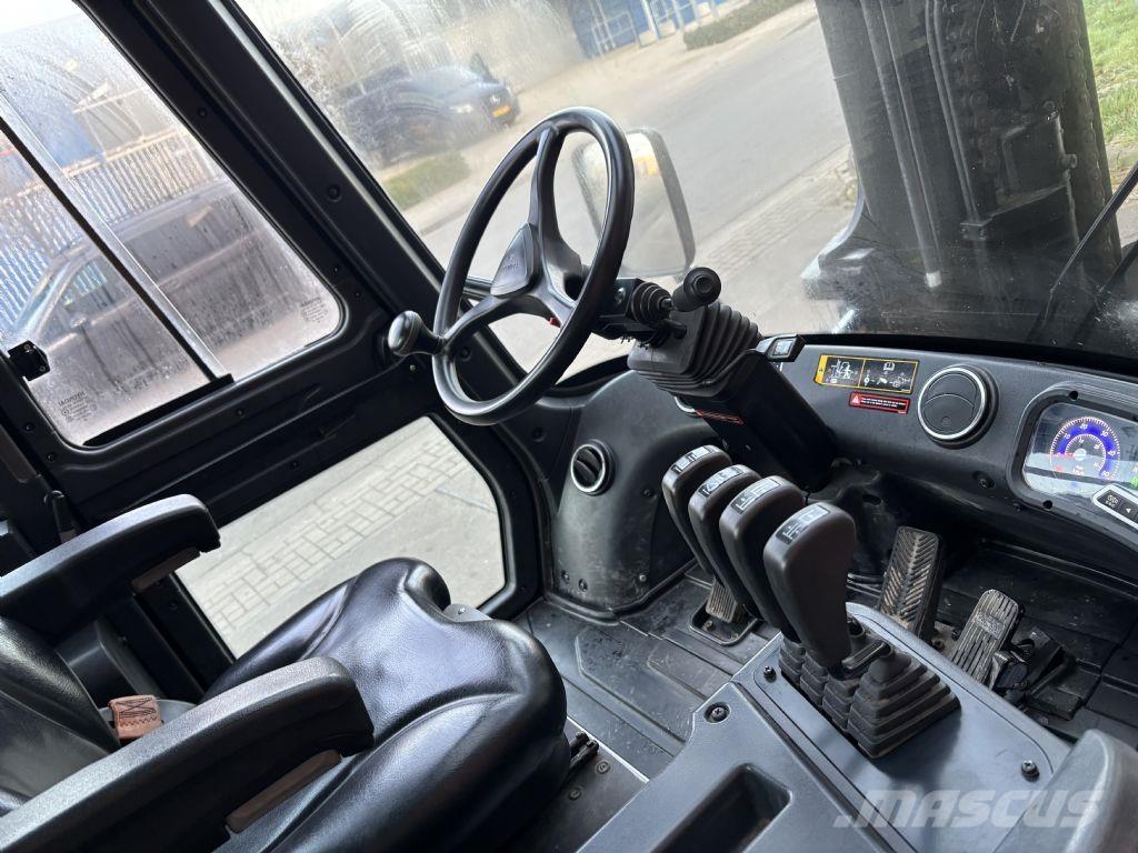 Hyundai 80D-9 Dizelski viljuškari