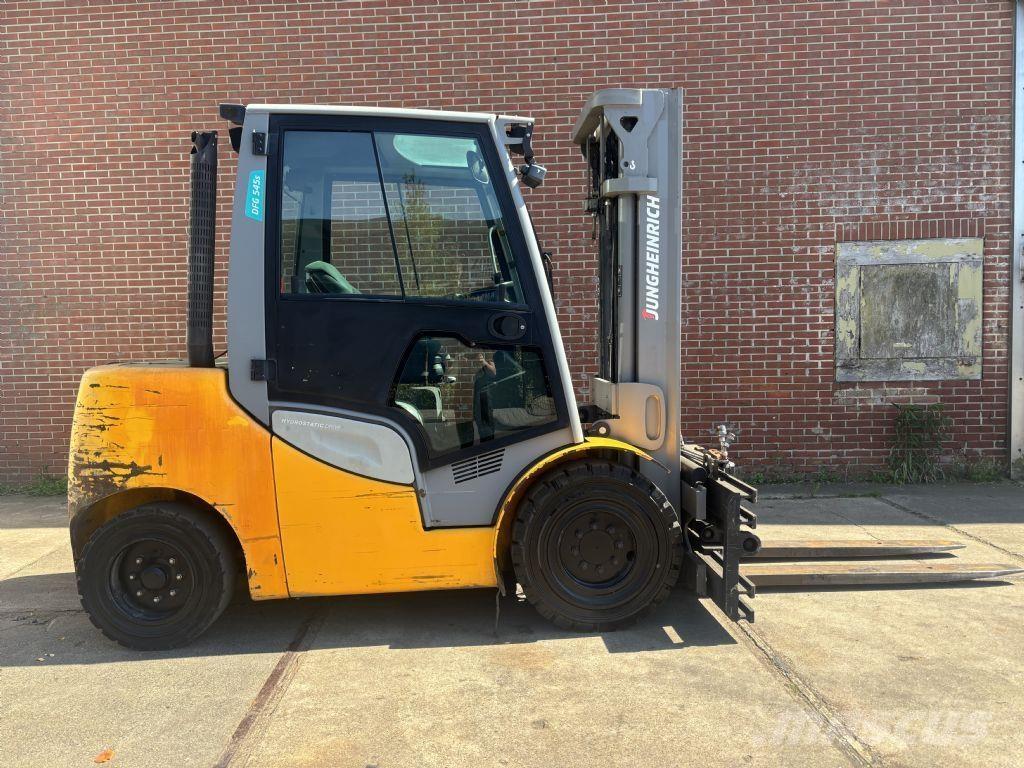 Jungheinrich DFG 545s Dizelski viljuškari