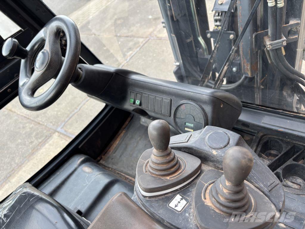 Linde E25 / 02 Električni viljuškari