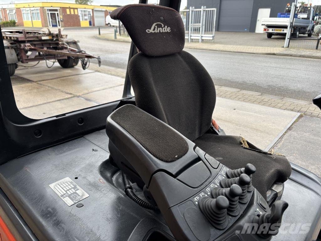 Linde E30L-01 Električni viljuškari