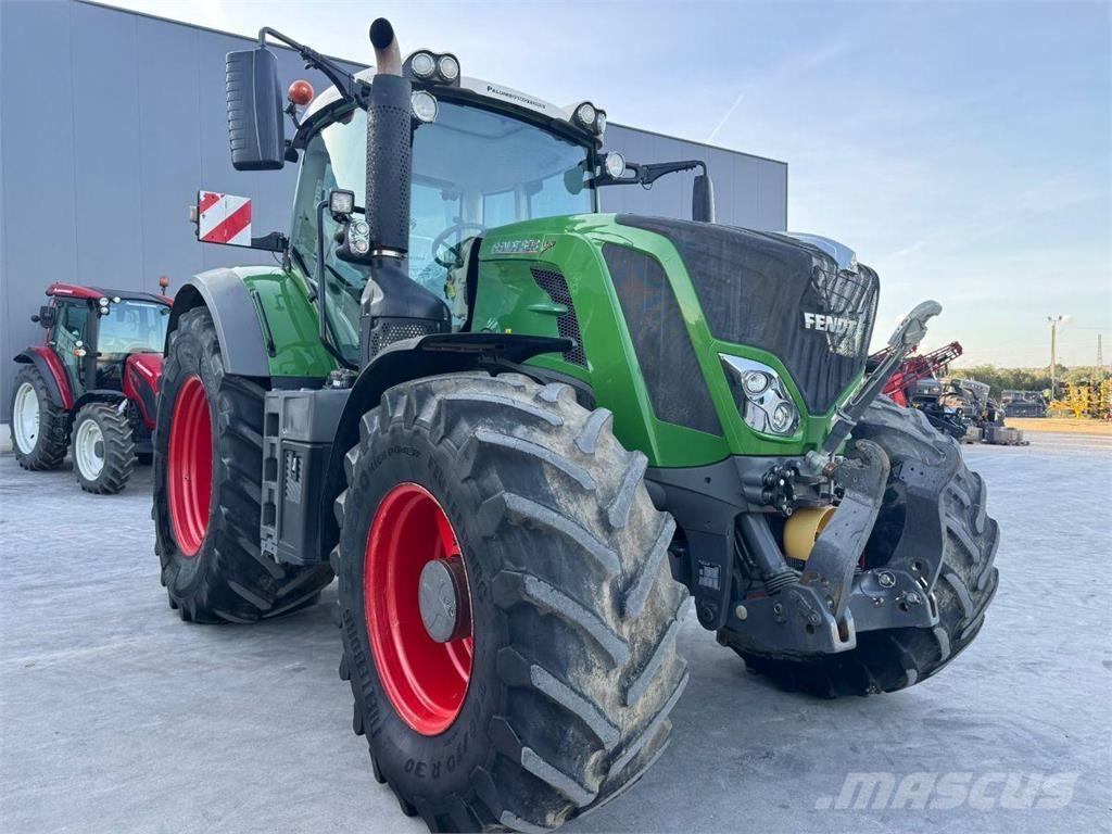 Fendt 828 Traktori