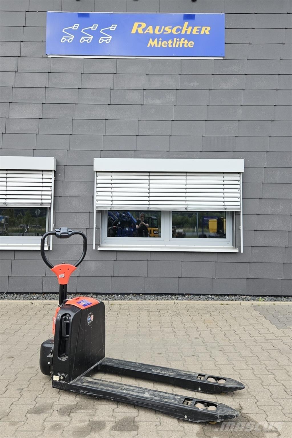 EP Equipment F4 Ostalo za građevinarstvo