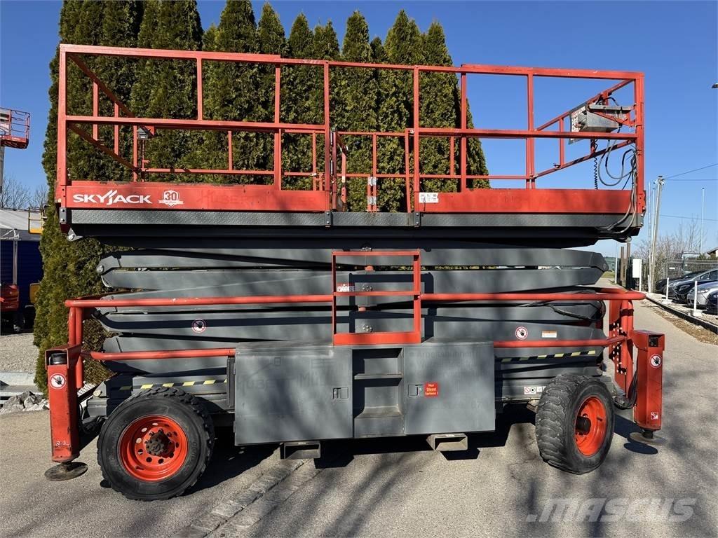 SkyJack SJ9250 Makazaste platforme