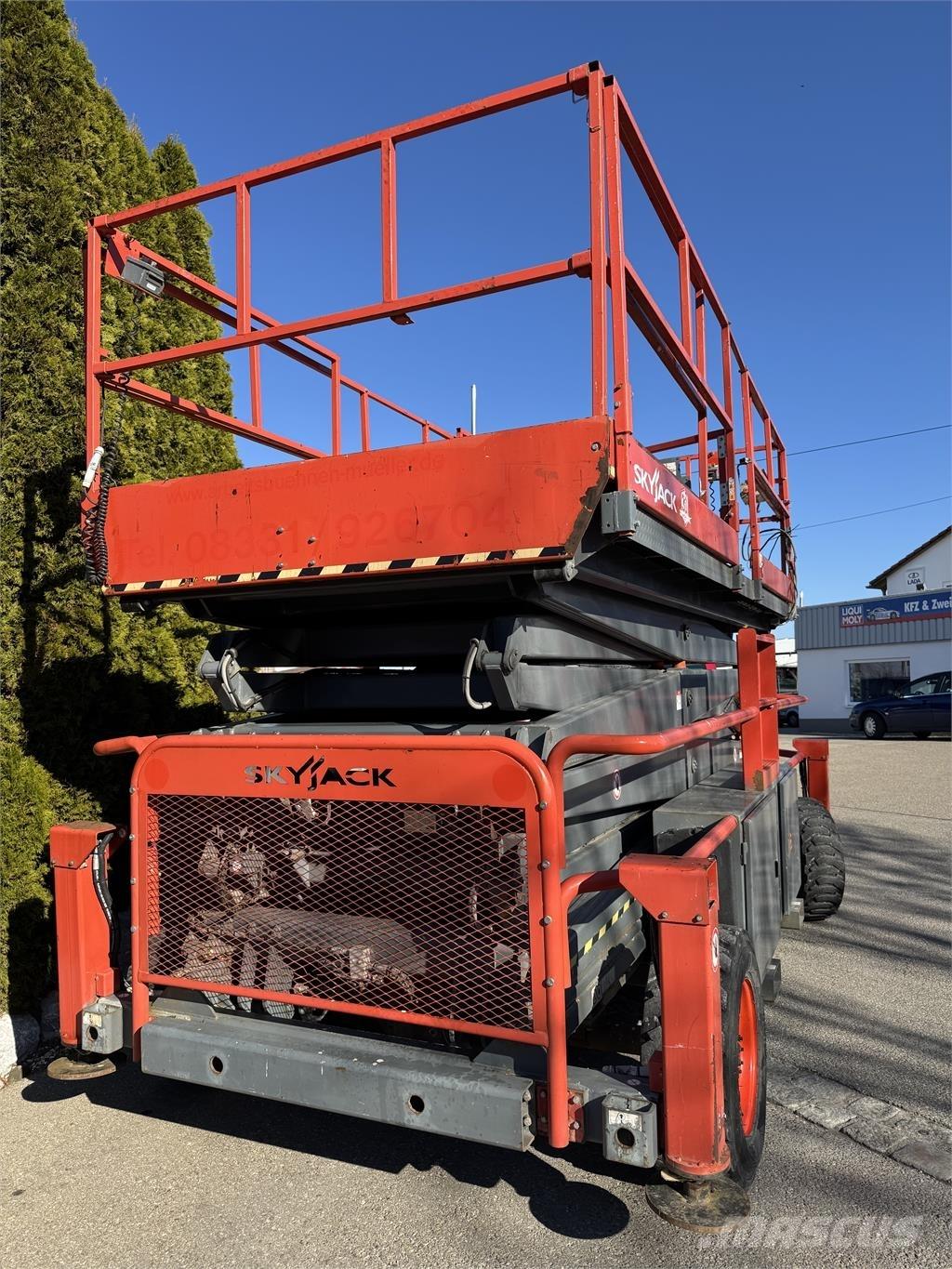 SkyJack SJ9250 Makazaste platforme