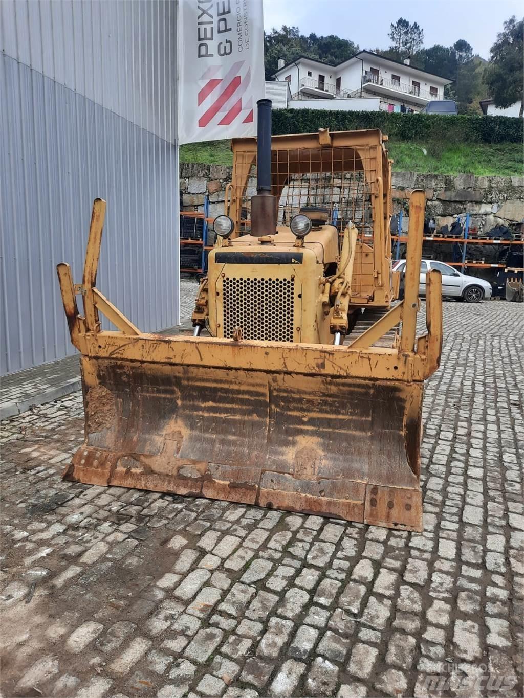 CAT D4E Polovni buldožeri za polaganje cevi