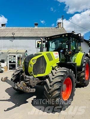 CLAAS ARION 640 Traktori