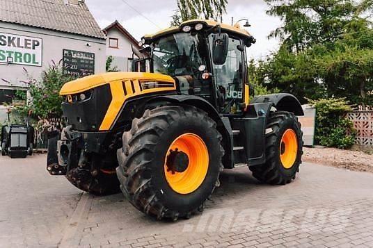 JCB FASTRAC 4220 Traktori