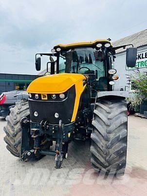 JCB FASTRAC 4220 Traktori