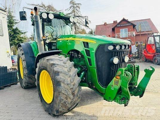 John Deere 8530 Traktori