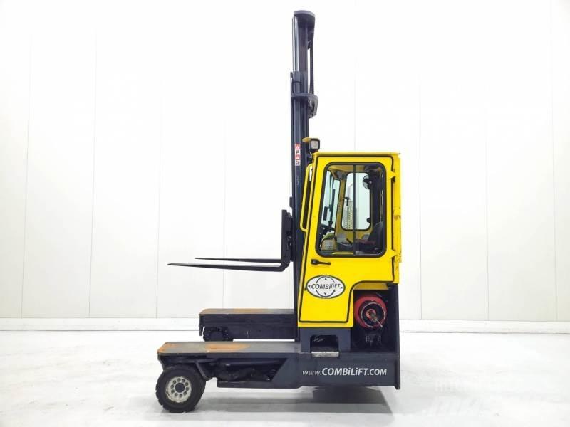 Combilift C4000 Viljuškari sa 4-stranskim dohvatom