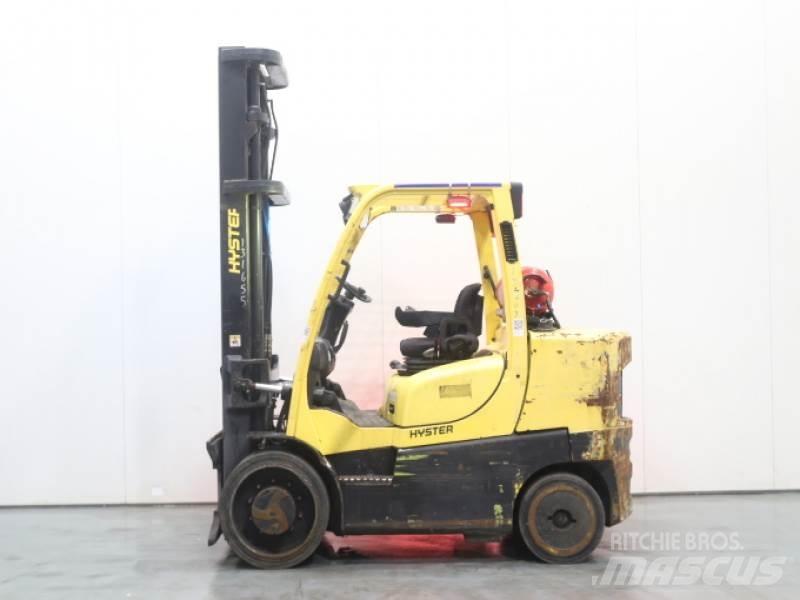 Hyster S7.00FT Plinski viljuškari