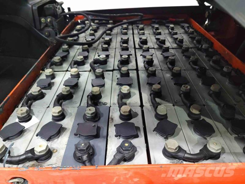 Linde E30-01 Električni viljuškari