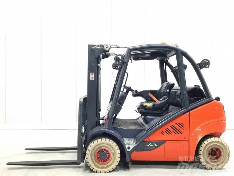 Linde H25T-02 Plinski viljuškari