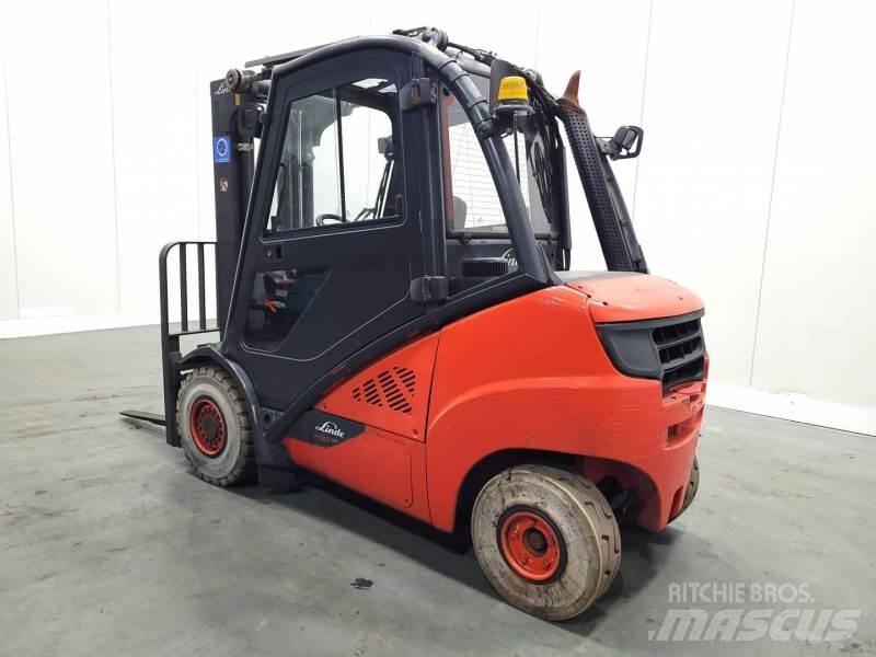 Linde H30D-02 393 Dizelski viljuškari