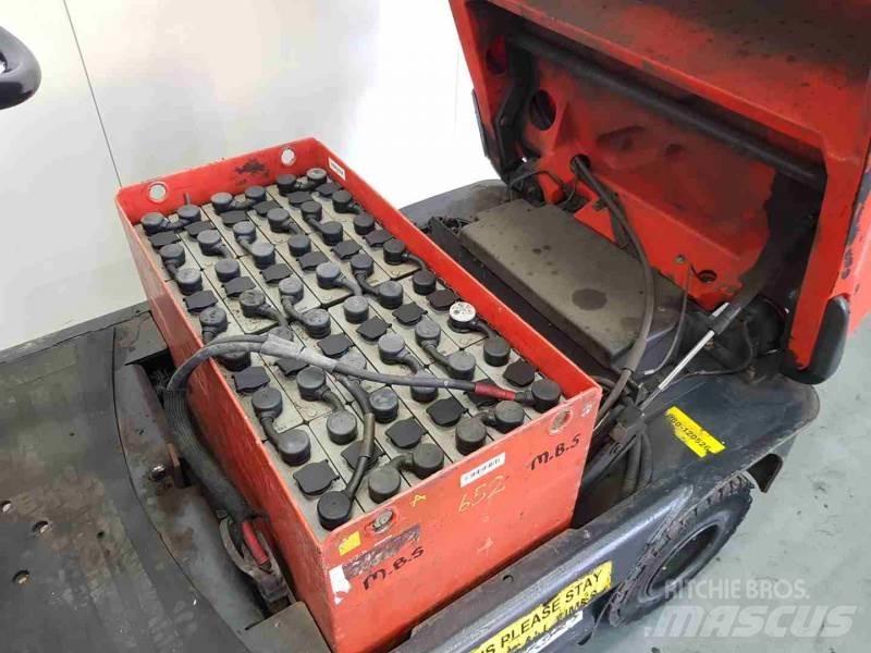 Linde P60 126 Tegljači