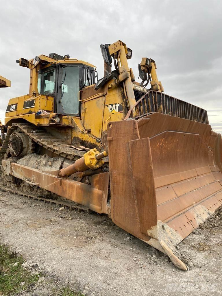 CAT D9T Buldožeri guseničari