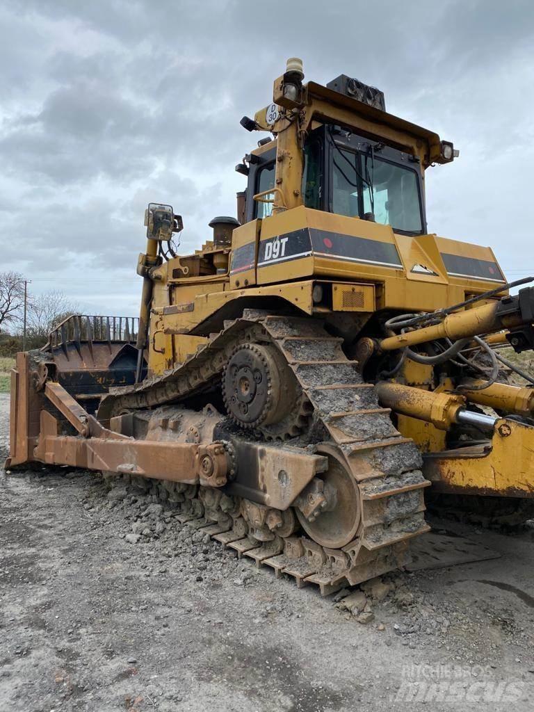 CAT D9T Buldožeri guseničari