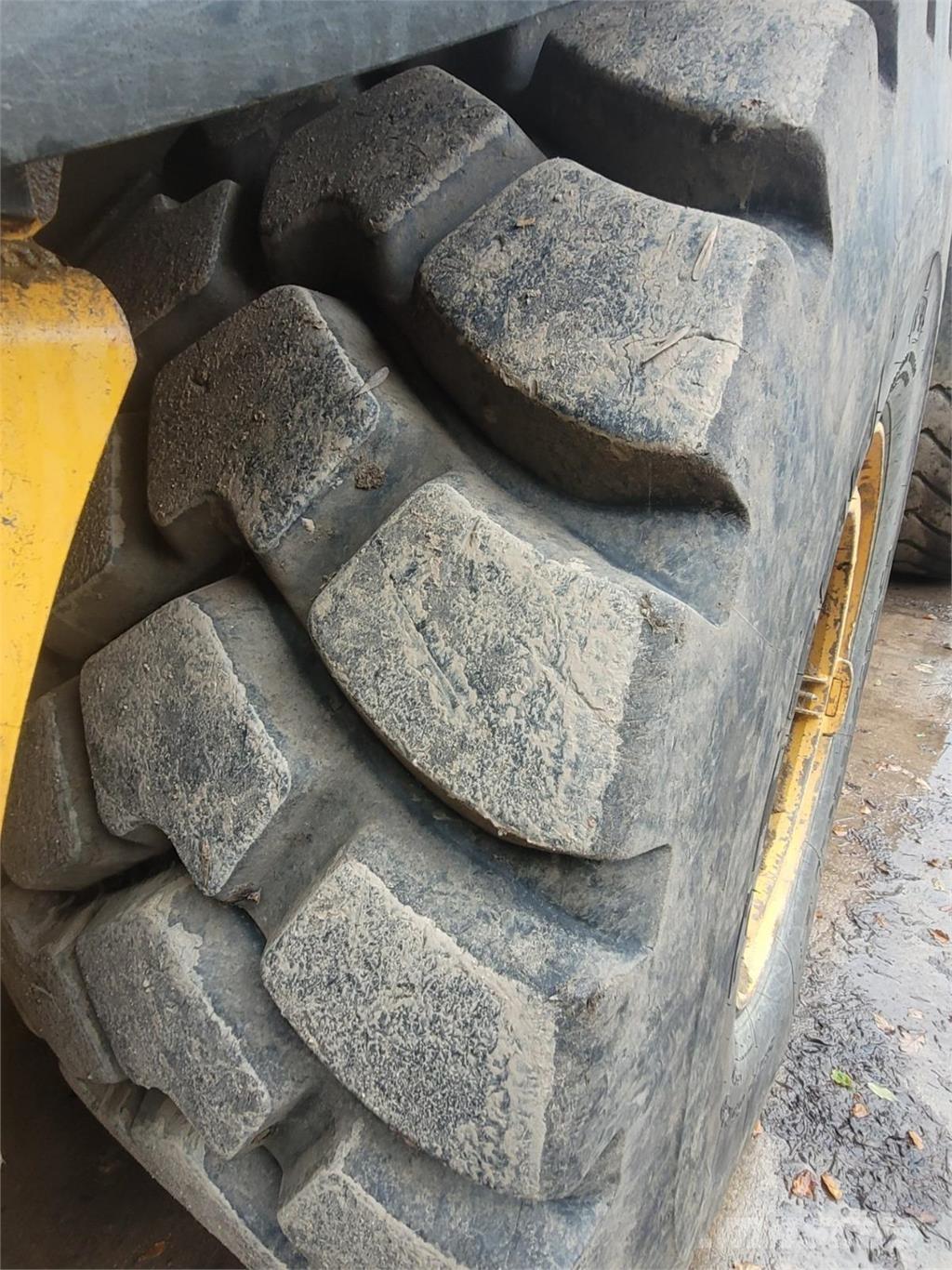 Volvo A40F Zglobni damperi