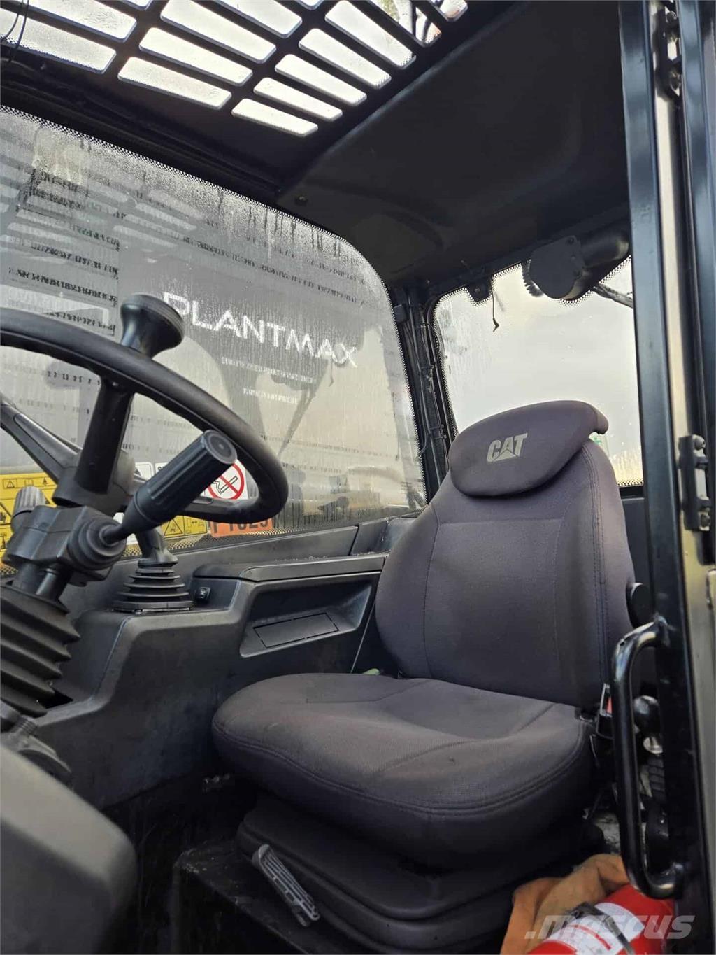 CAT TH417 Teleskopski viljuškari