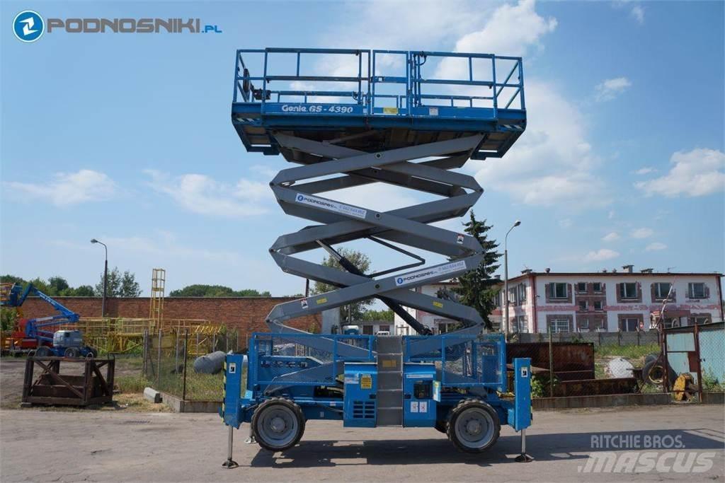 Genie 4390 RT Makazaste platforme